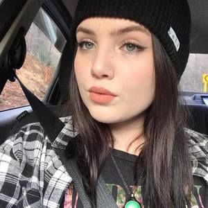 Meet your Posher, Gretchen